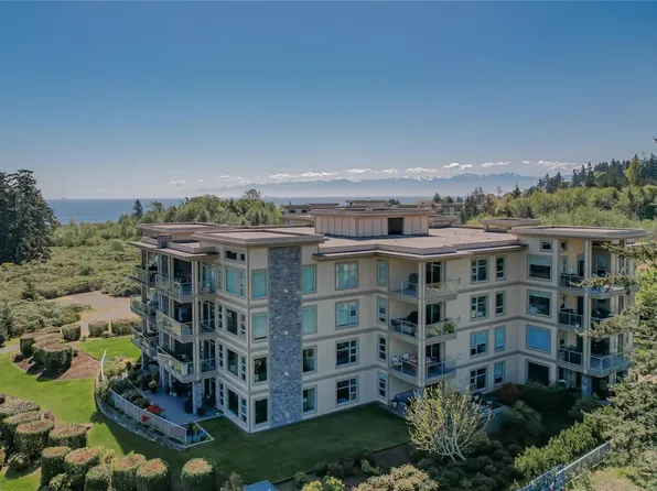3223 Selleck Way #405, Colwood, BC V9C 0E7