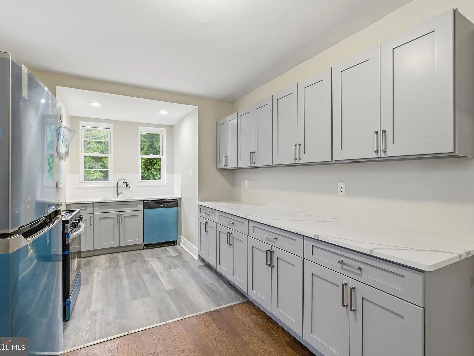 3 bed, 1815 sqft, $1,200 — Photo 1