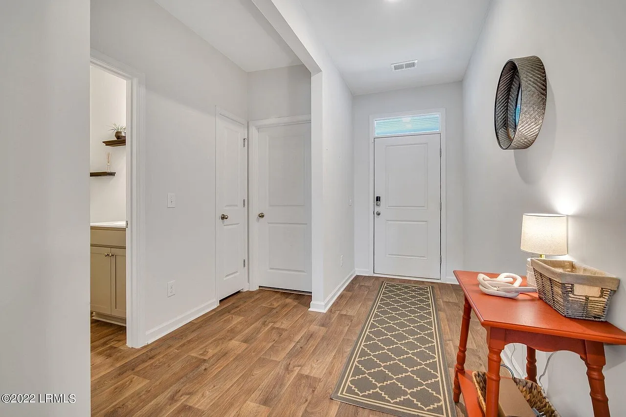3 bed, 1615 sqft, $2,800 — Photo 3