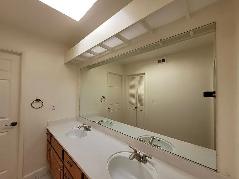 1855 Scenic Dr #F — Photo 16