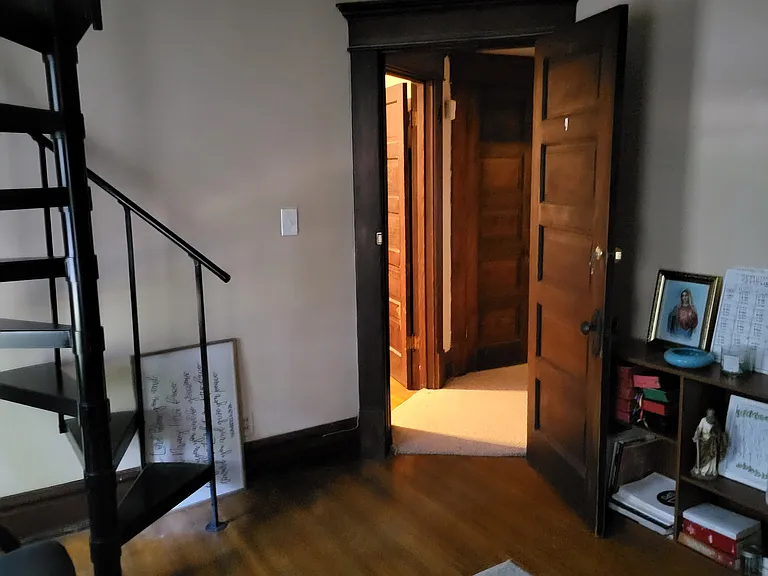 175 E Northwood Ave — Photo 2