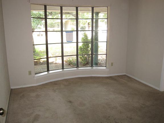 5th image of 7532 Beckwood Dr