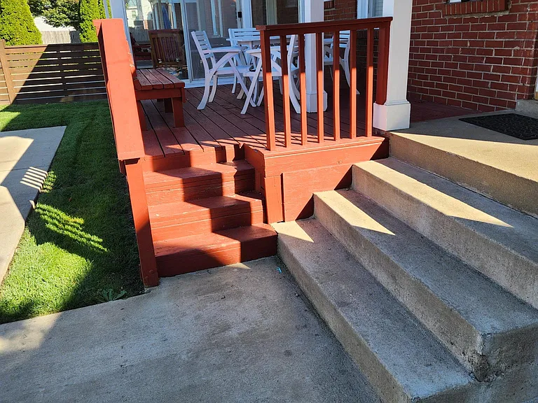 2203 Brighton Dr — Photo 3