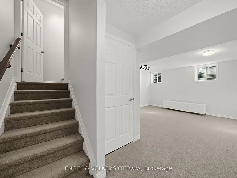 705 Perseus Ave — Photo 28