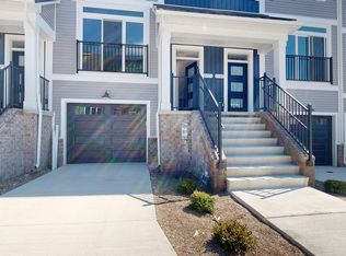 2771 Bristol Ridge Dr, Ann Arbor, MI