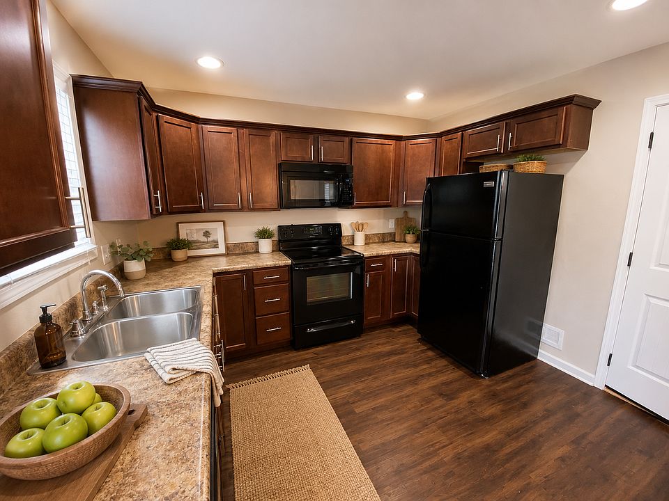 1st image of 929 Blue Spruce Way #929