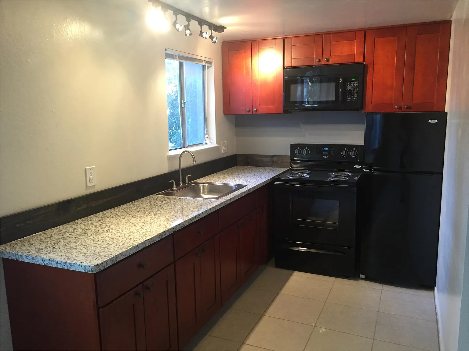 2118 H Street, Sacramento, CA 95816 - 07 — Photo 3