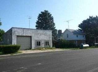 N8529 2nd St, Burnett, WI 53922