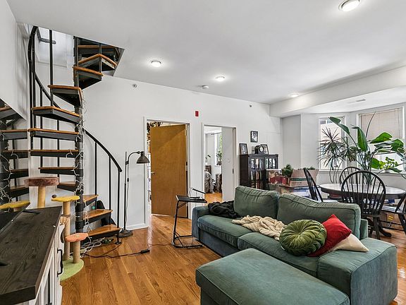 2nd image of 303-5 S 11th St #5