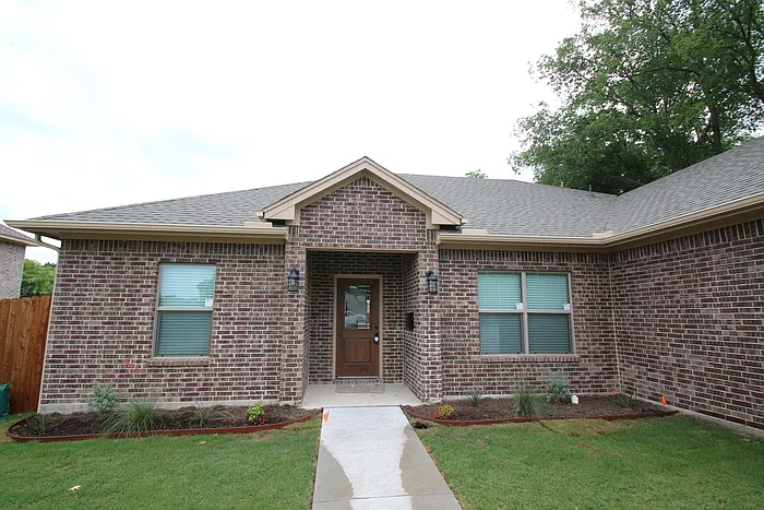 8009 Bangor Dr — Photo 8