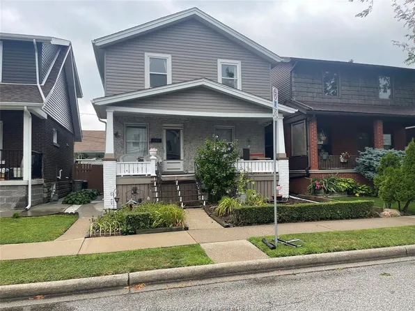 382 Pine St, Windsor, ON N9A 6E2