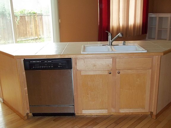 4th image of 1320 59th St SE