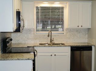 5504 Community Oaks Ct, Jacksonville, FL 32207