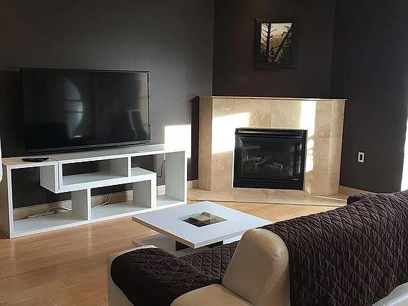3rd image of 368 Elm St #3