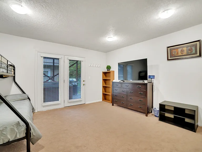 3577 E Rustic Spring Ln — Photo 16