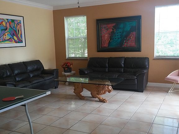 3rd image of 16428 NW 13th St