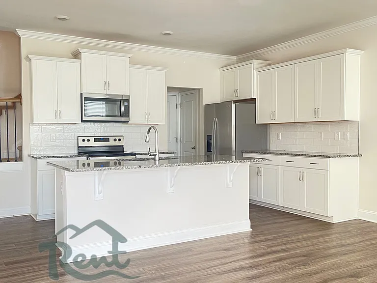 146 Creekview Rd #1 — Photo 35