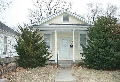 923 N 10th St Photo 1