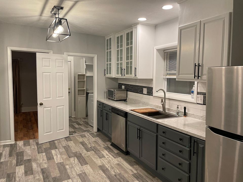 1st image of 210 Union Ave #2