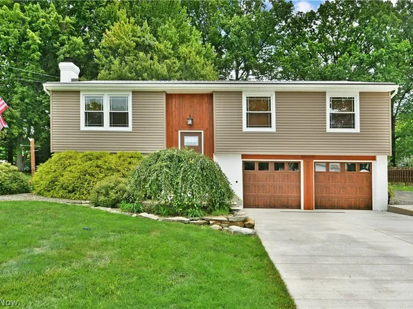 190 Wall Dr, Cortland, OH 44410
