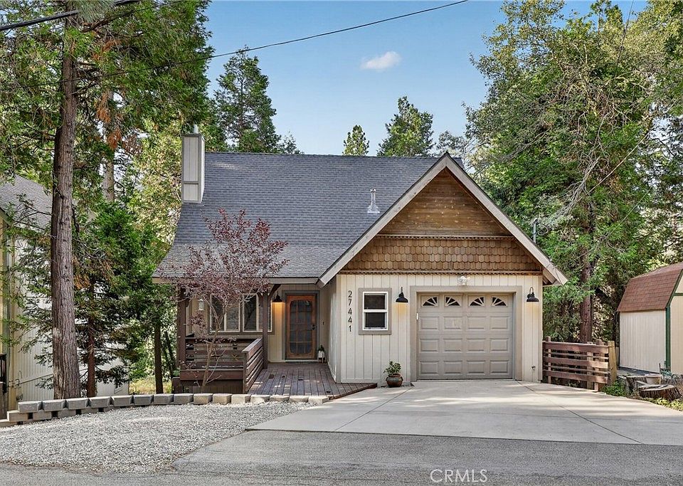 1st image of 27441 Meadow Dr
