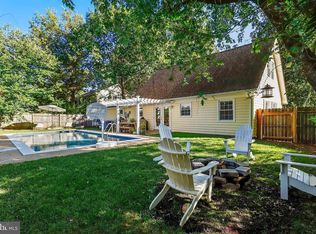 13107 Pavilion Ln, Fairfax, VA 22033