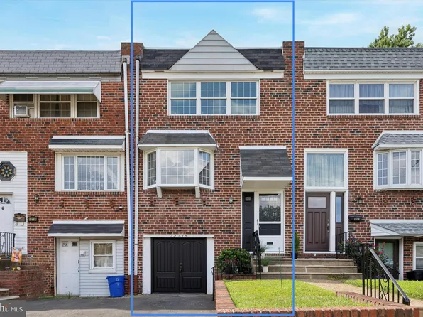 12136 Sweet Briar Rd, Philadelphia, PA 19154