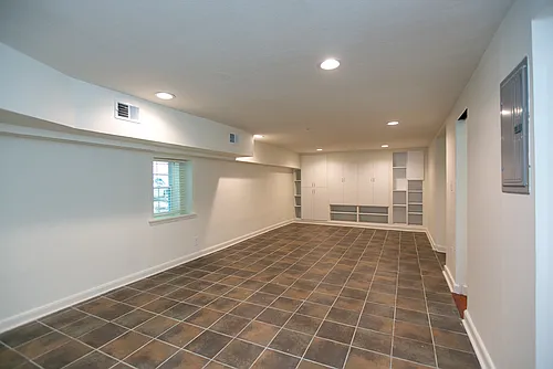 87 America St #D Photo 1 87 America St #D Photo 1