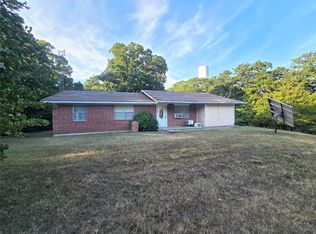 1105 W Stidham Dr, Tishomingo, OK 73460
