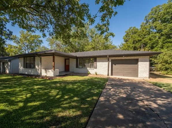 730 S Andrews Ave, Sherman, TX 75090