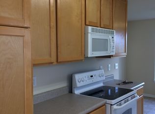 505 Bardeen Ln, Champaign, IL 61822