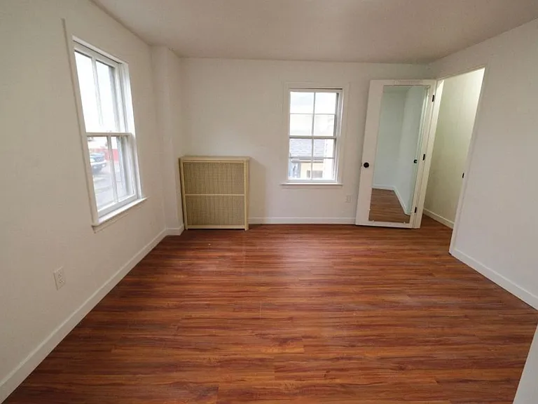 56-56A Pleasant St #2 — Photo 4