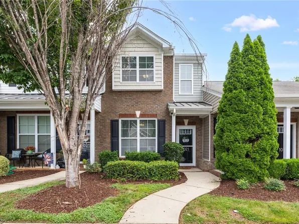 1021 Kelso Ln, Burlington, NC 27215
