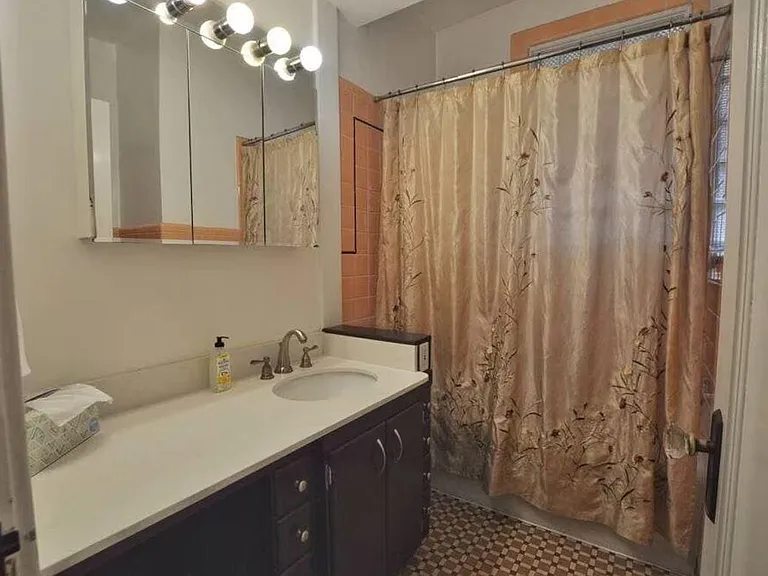 3208 Observatory Ave #2 — Photo 12