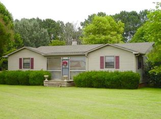 2992 Gum Creek Rd, Decherd, TN 37324