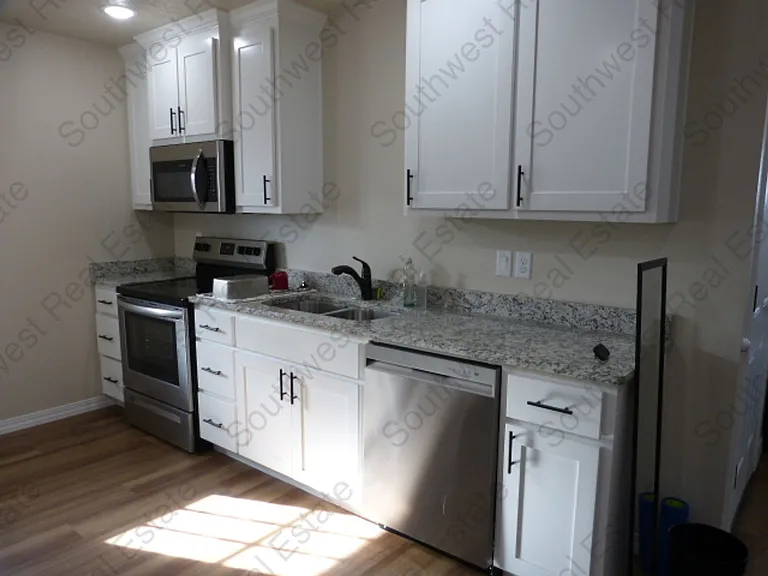 2717 Aldrich Rd — Photo 20