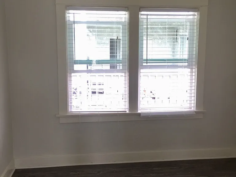 1041 Dawson Ave — Photo 16