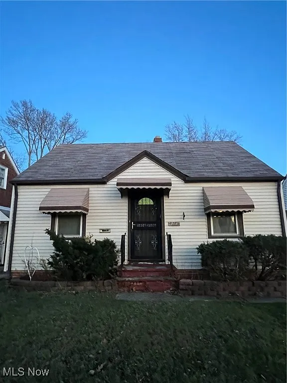 4385 Glenview Rd photo 1