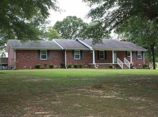 355 Montezuma Rd, Finger, TN 38334