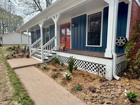 1132 N Huntington Dr, Fayetteville, AR 72701