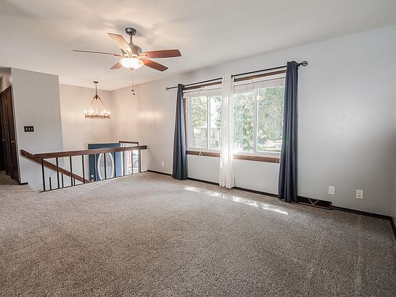 4th image of 811 Timber Ln