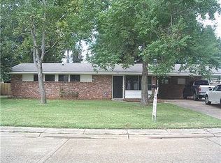 1515 McNutt Dr, Alexandria, LA 71301