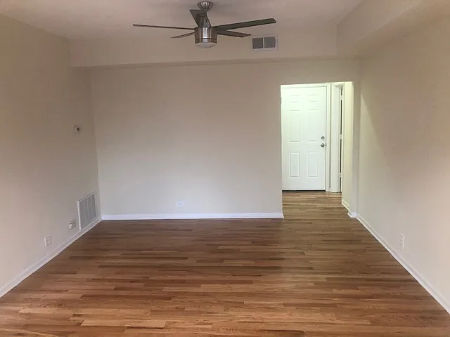 Shakespeare Apartments — Photo 20