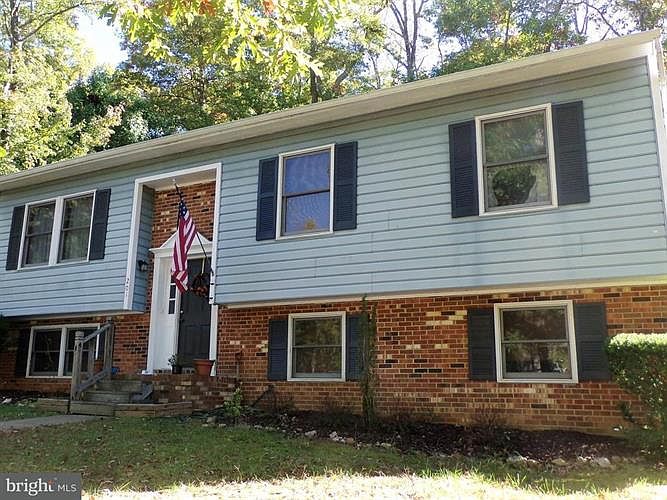 1st image of 201 Monticello Cir