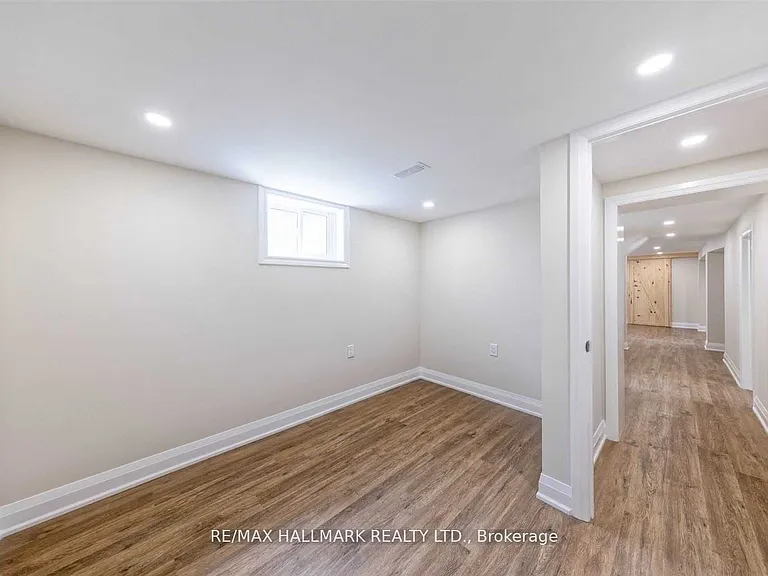 69 Barrymore Rd #BASEMENT — Photo 13