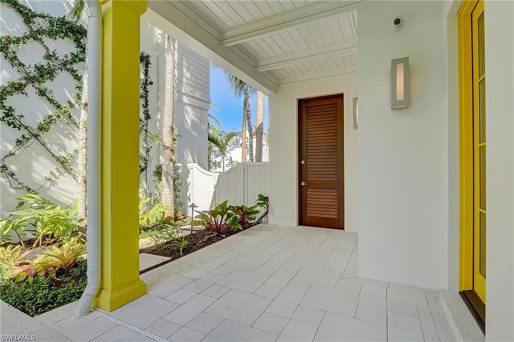 4 bed, 4.5 bath, 3156 sqft, $48,000 — Photo 3
