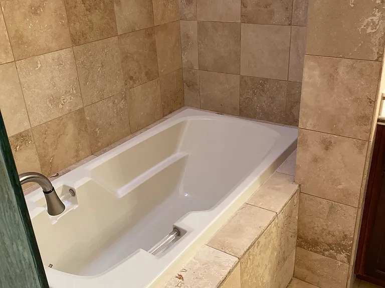 5091 Breakers Ln — Photo 13