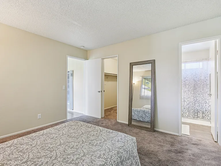 Casa Moreno Apartments — Photo 6