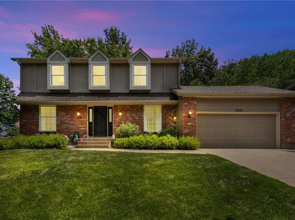 11437 Mastin St, Overland Park, KS 66210