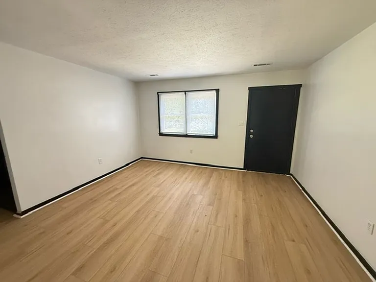 14 Willow Oak Ter — Photo 6